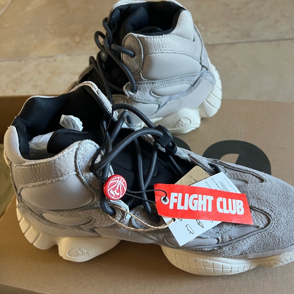 NWT YEEZY 500 high “mist stone”